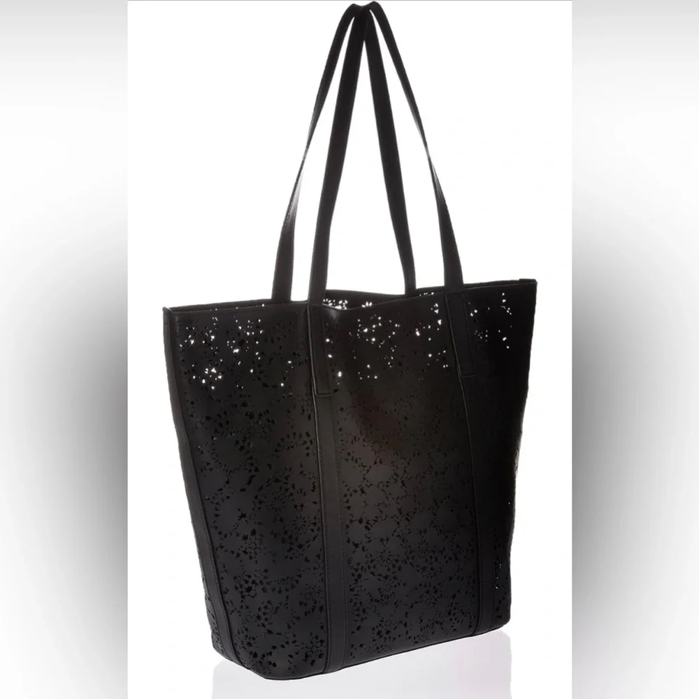 Lucky Brand Group Brio Tote Bag - Picture 4 of 12